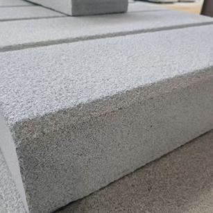 佳木斯 芝麻灰荔枝面路沿石