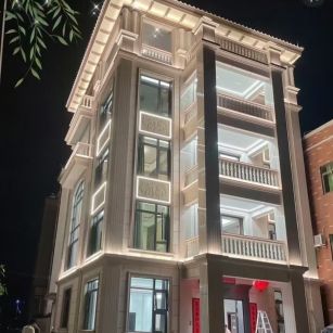 佳木斯 芝麻白花岗岩别墅外墙夜间效果