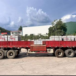 佳木斯 芝麻灰花岗岩地铺石出货日常