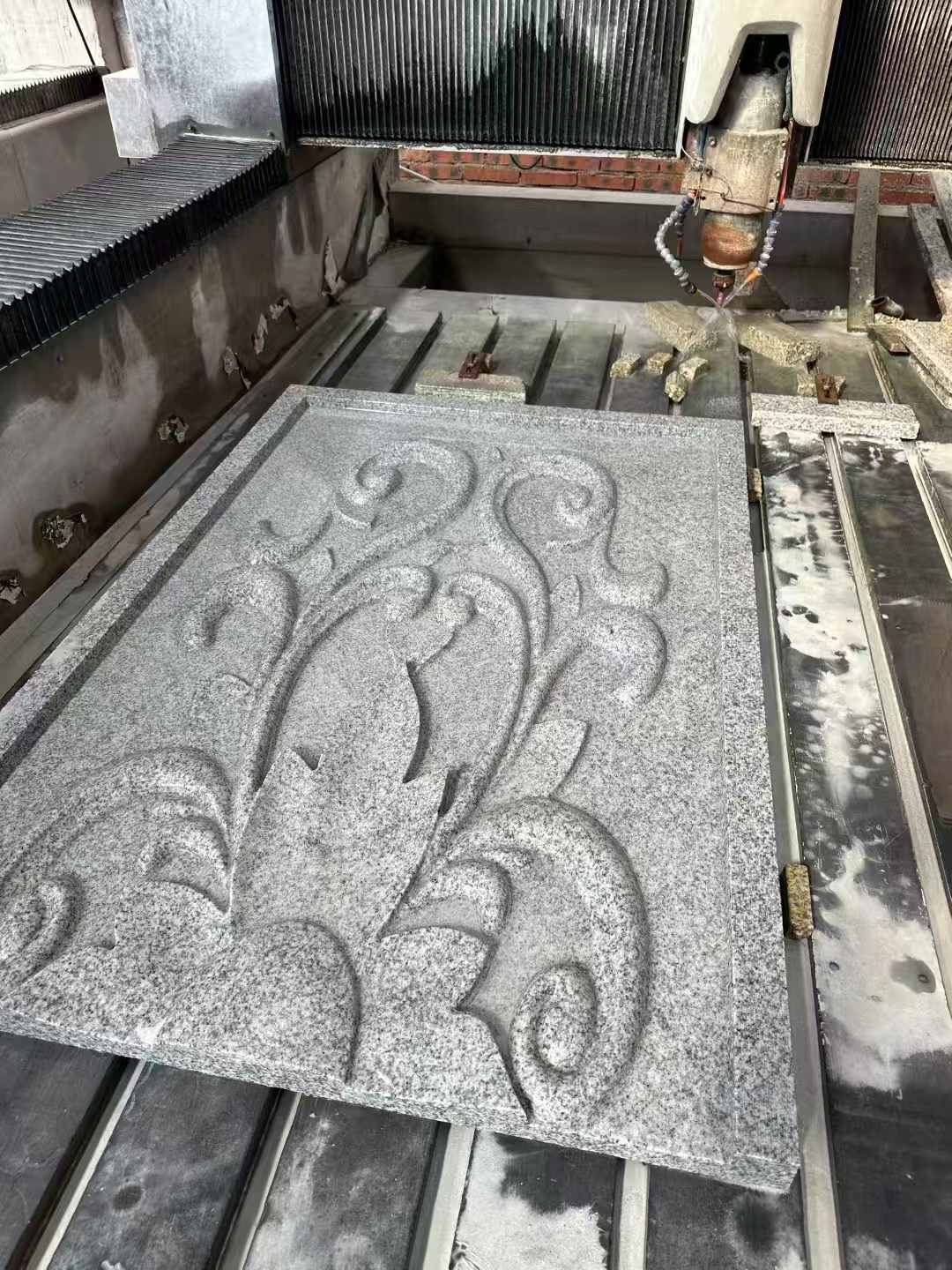 佳木斯 白麻别墅干挂雕花板