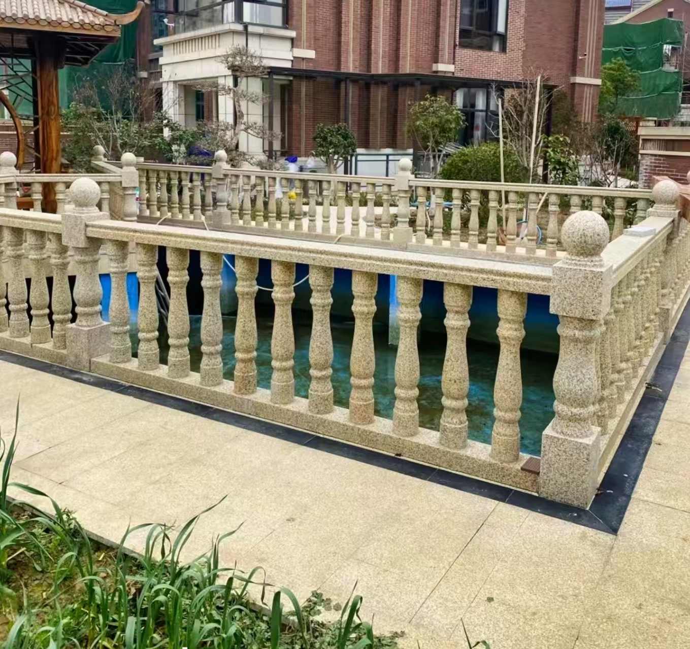 佳木斯黄金麻花岗岩石材栏杆，扶手，将军柱，花瓶柱