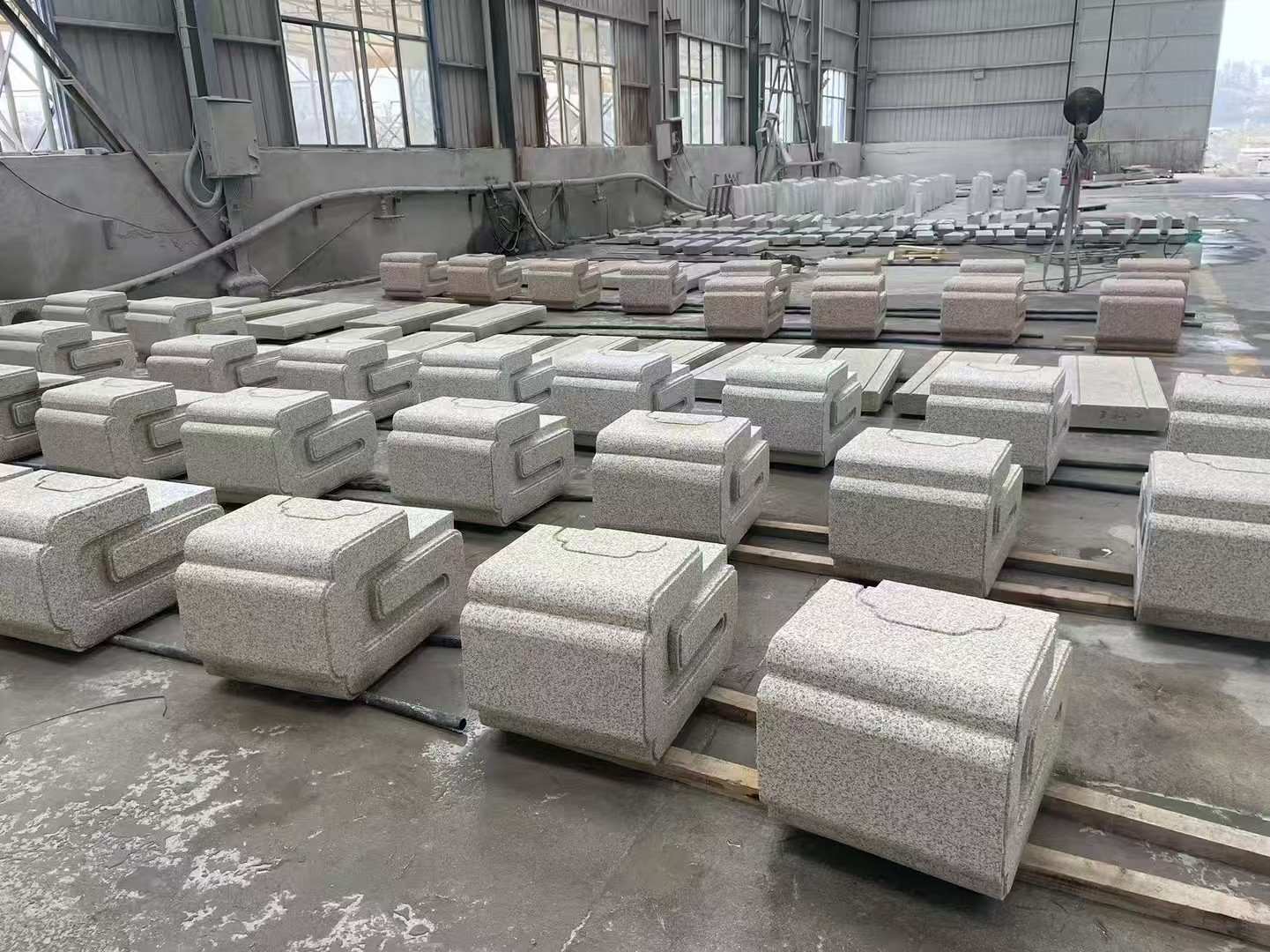 佳木斯 白麻花岗岩异形加工-石凳，坐凳