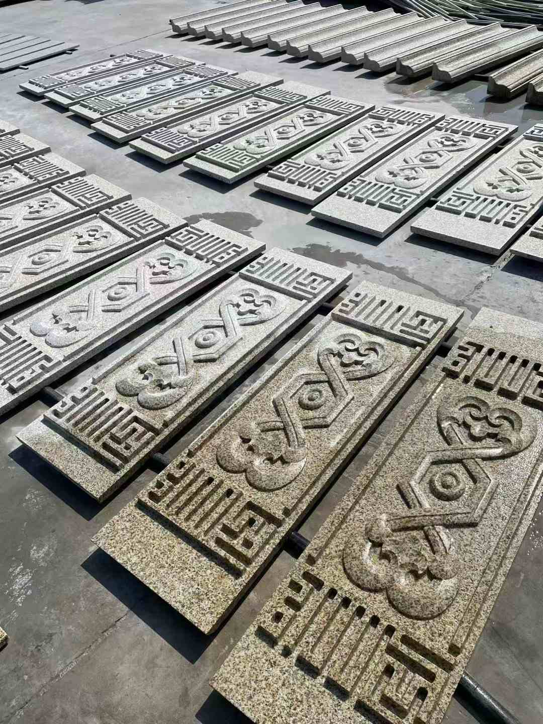 佳木斯 黄金麻花岗岩外墙雕刻板