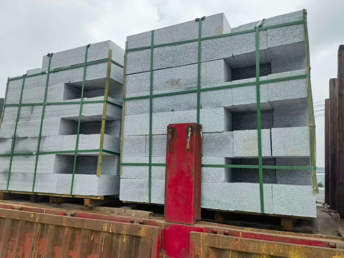 佳木斯 芝麻白花岗岩路沿石，平石，路侧石，马路牙子，路缘石，立缘石，平缘石等