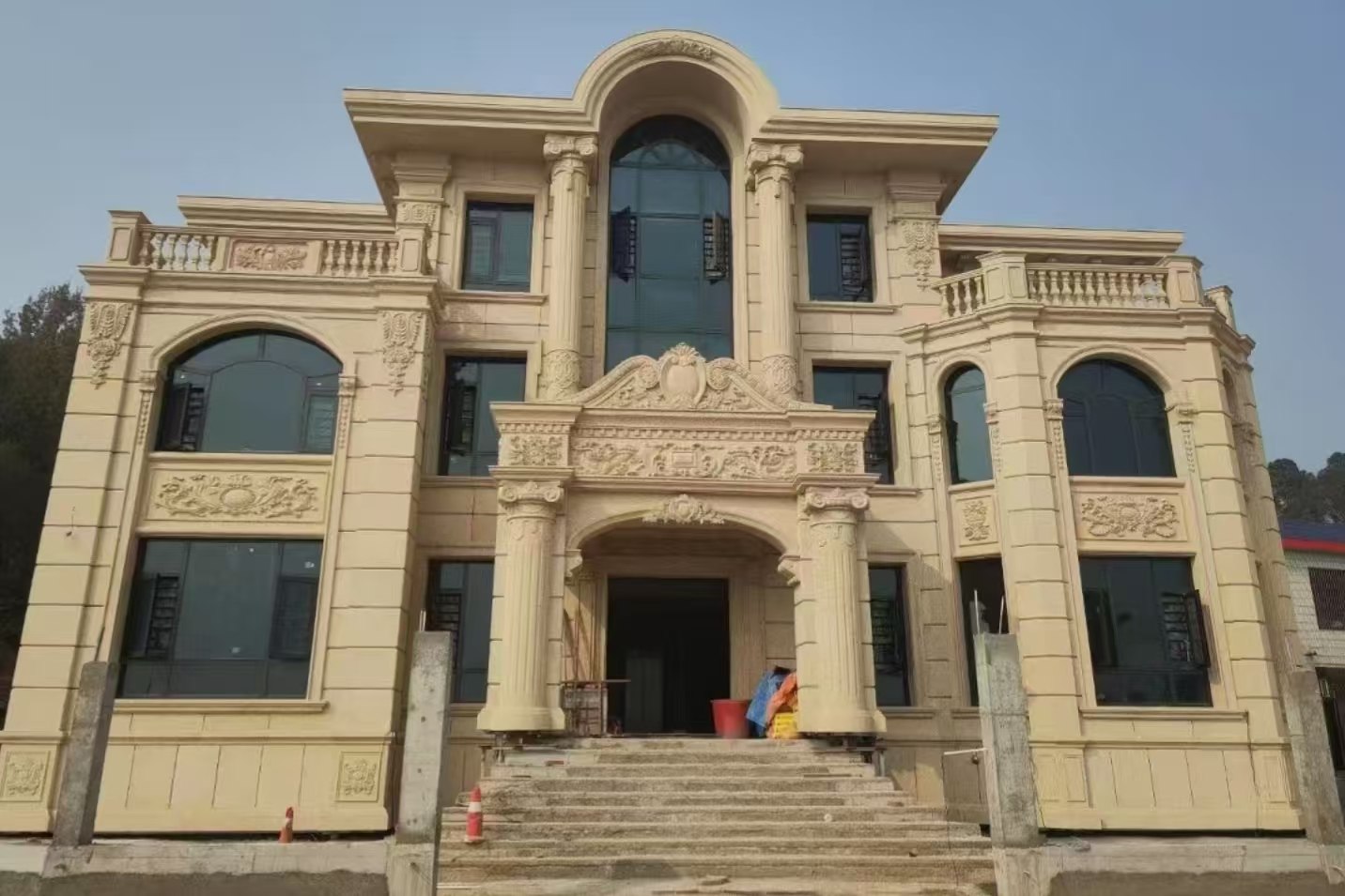 佳木斯 黄金麻花岗岩别墅外墙干挂